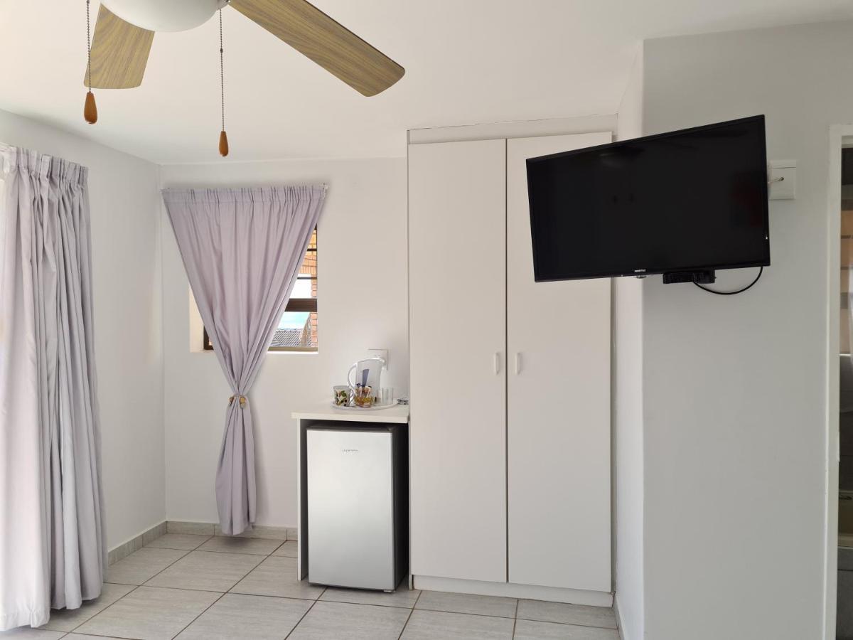 Ocean View Guest House Jeffreys Bay Exterior foto